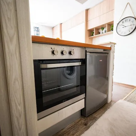 Design Near The Center Apartment